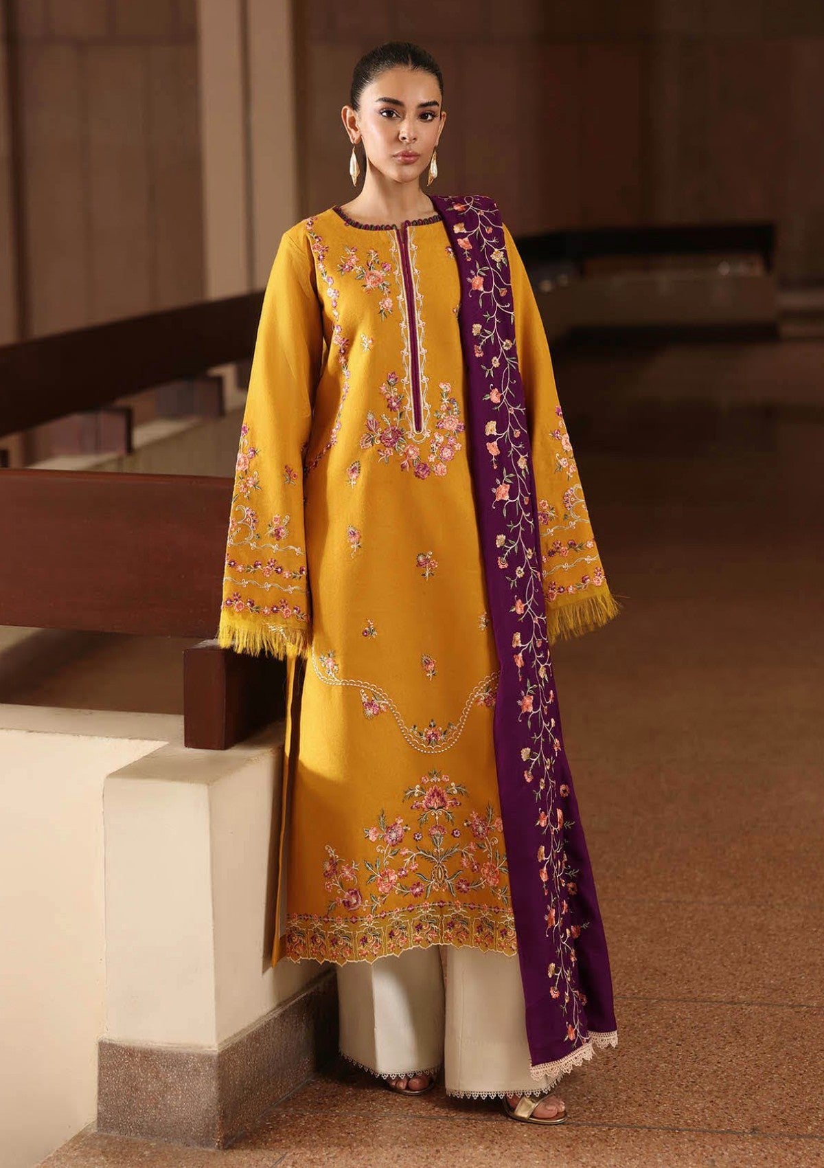 Raj Bari P/Winter Shawl`25 D#03