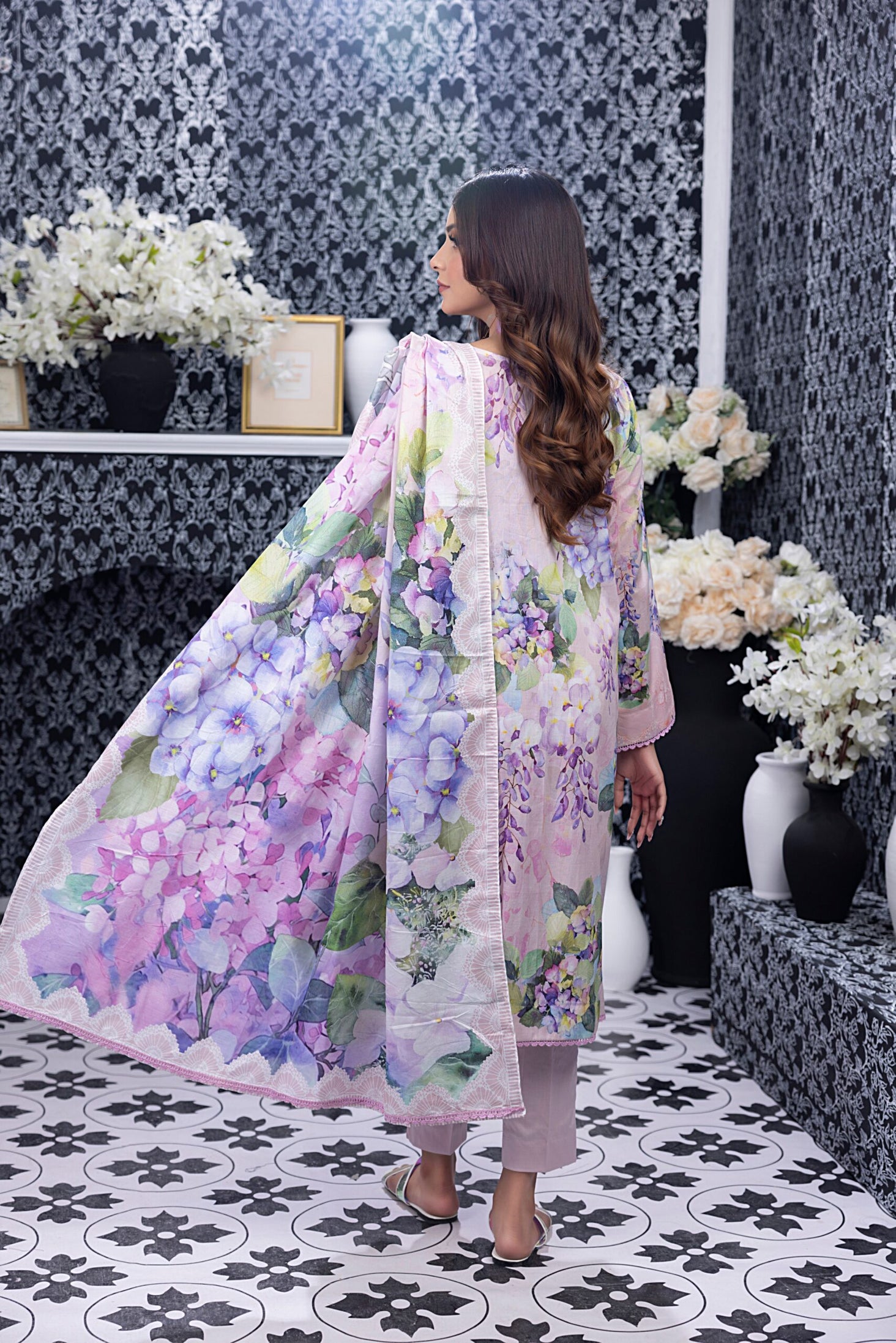 Regalia Salina Lawn`24 (Vol-3) D#05