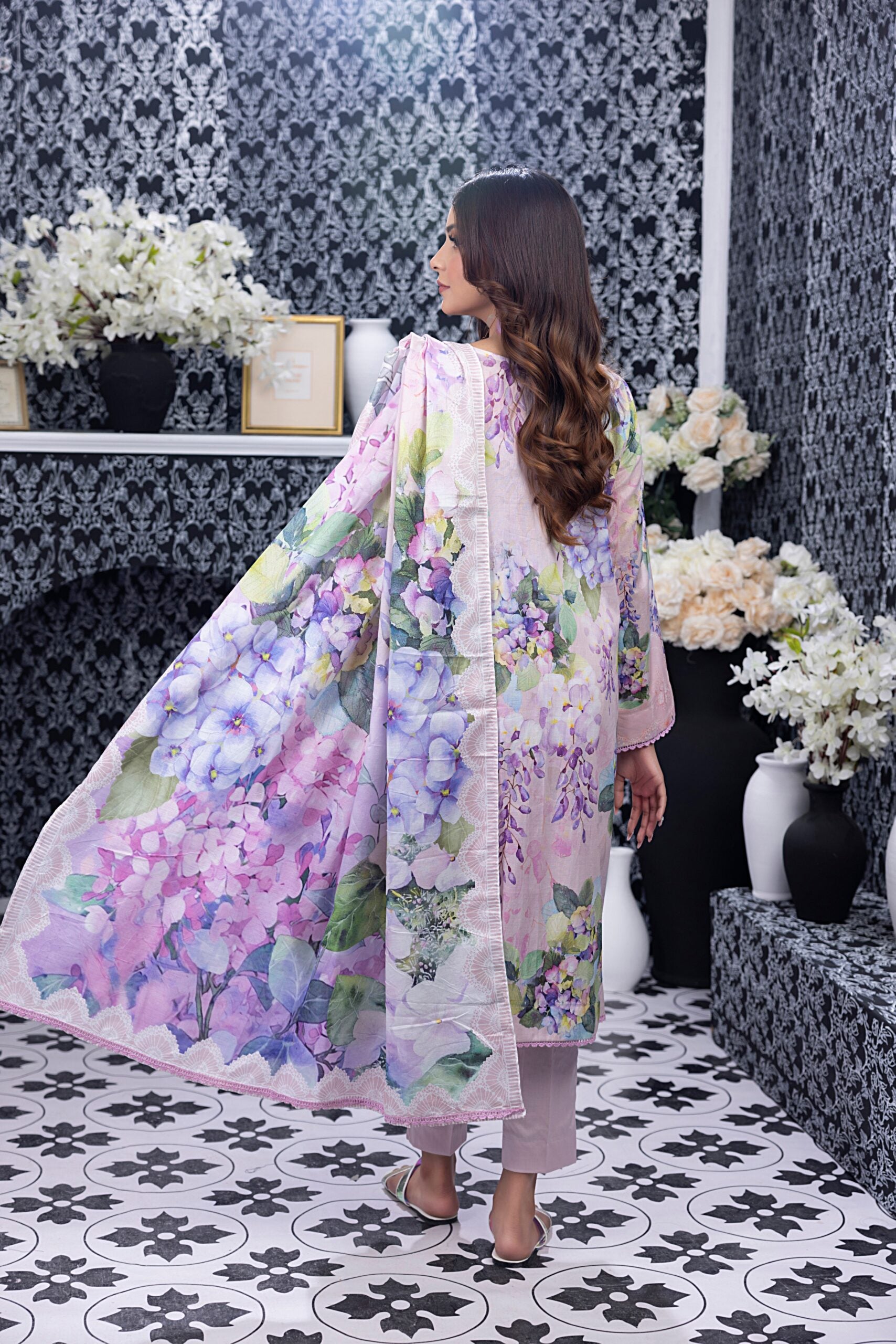 Regalia Salina Lawn`24 (Vol-3) D#05