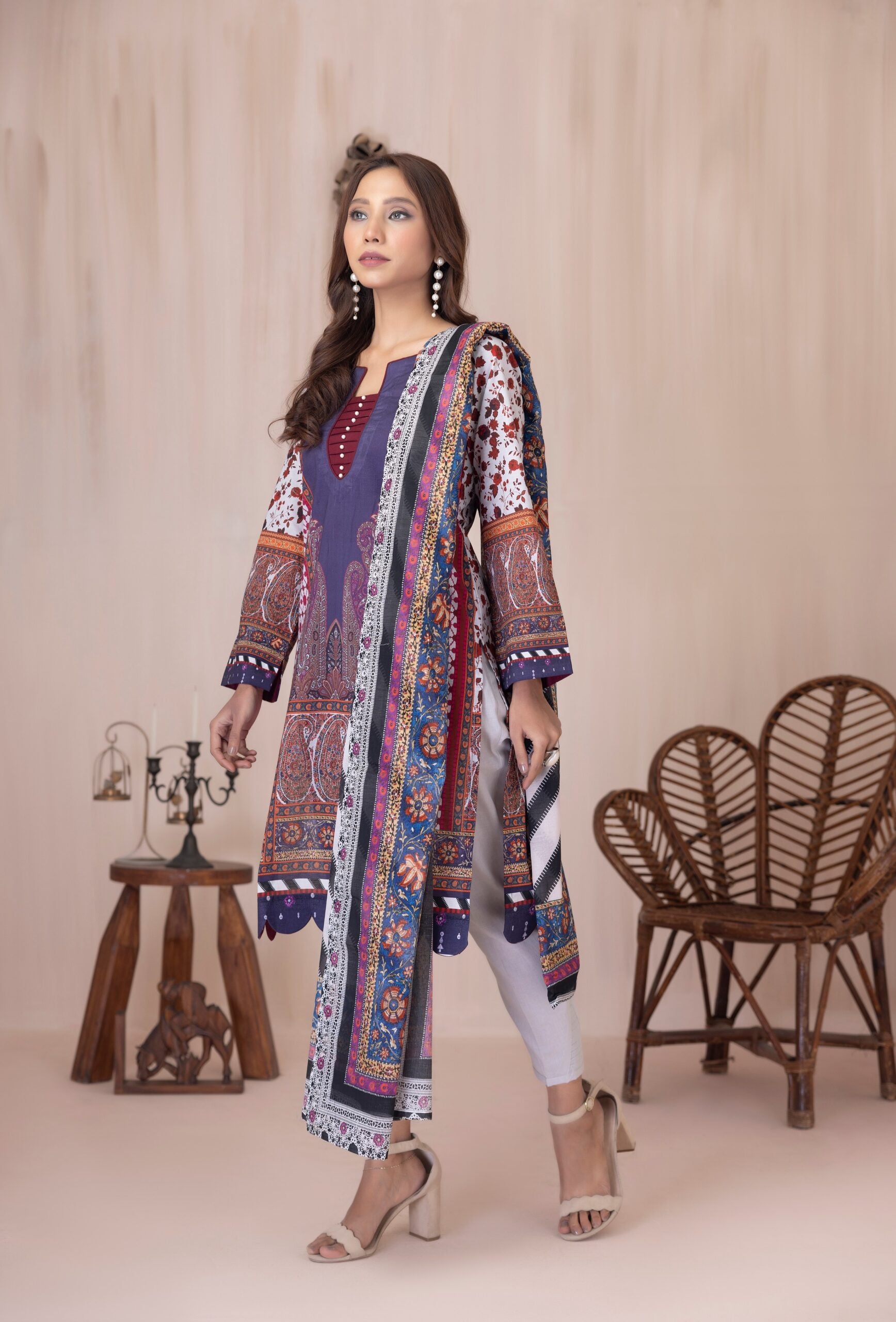 Salina Print Lawn`23 (Vol-3) D#05