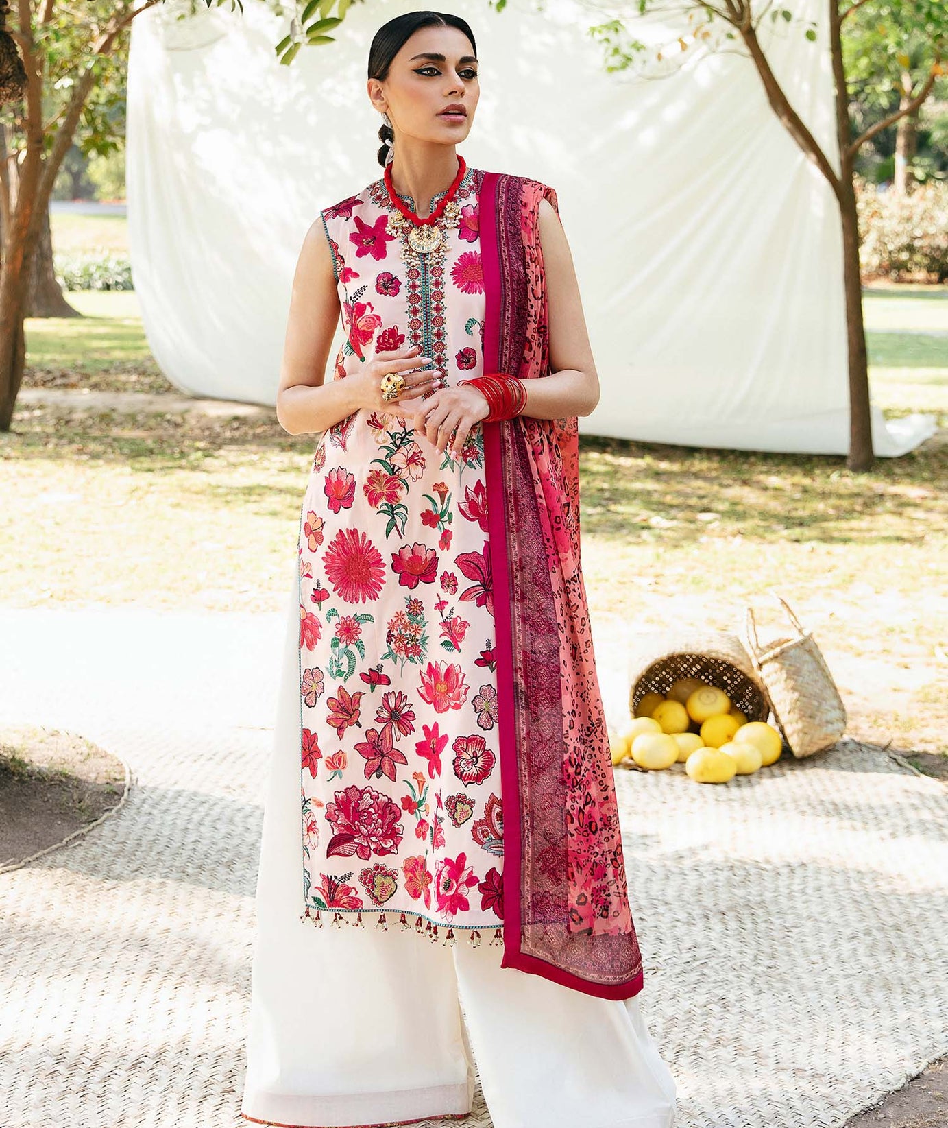 Hussain Rehar Mausam Lawn'23 D# ( Gaelic)