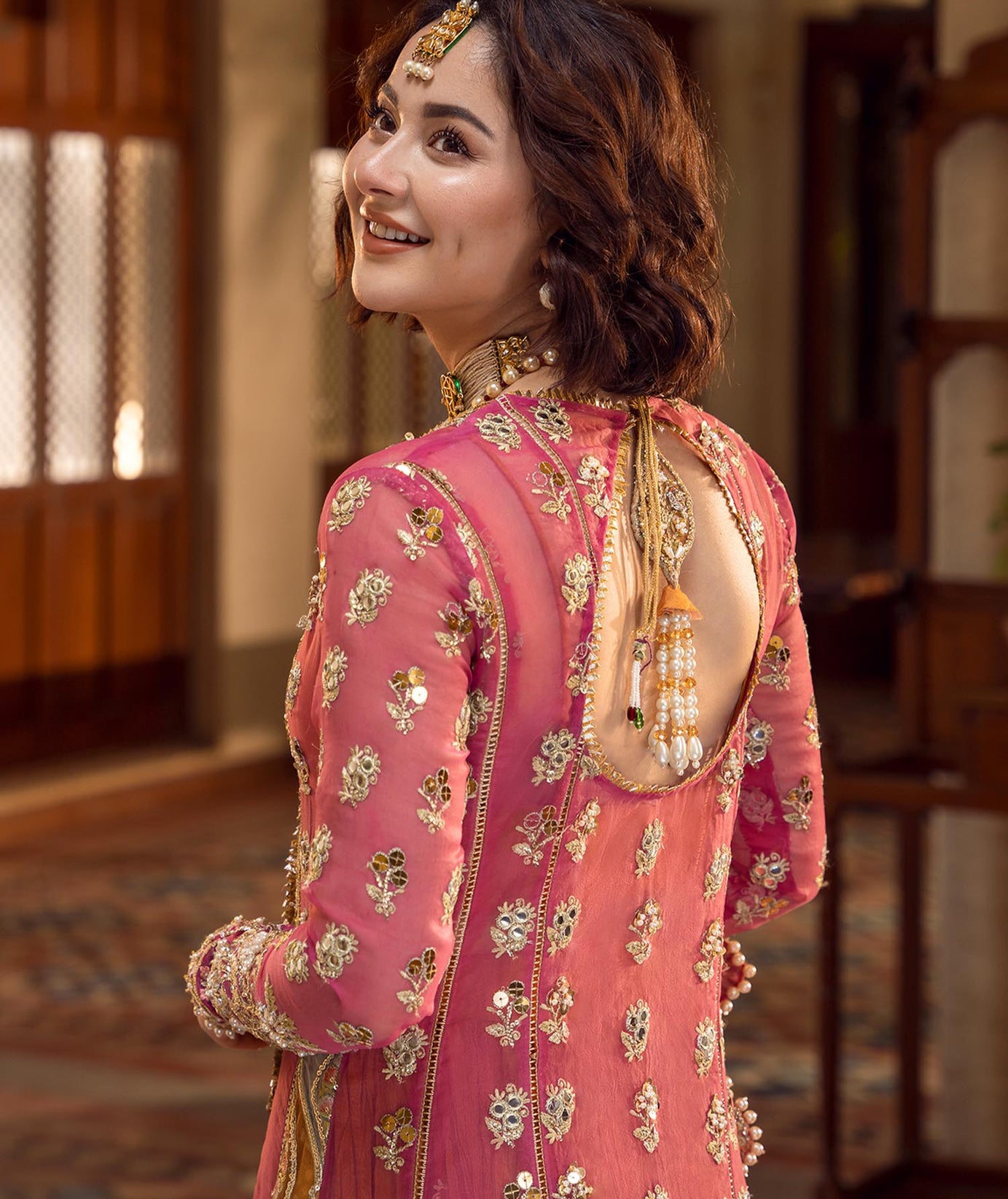 Crimson x Saira Shakira Wedding Collection`22 D#4