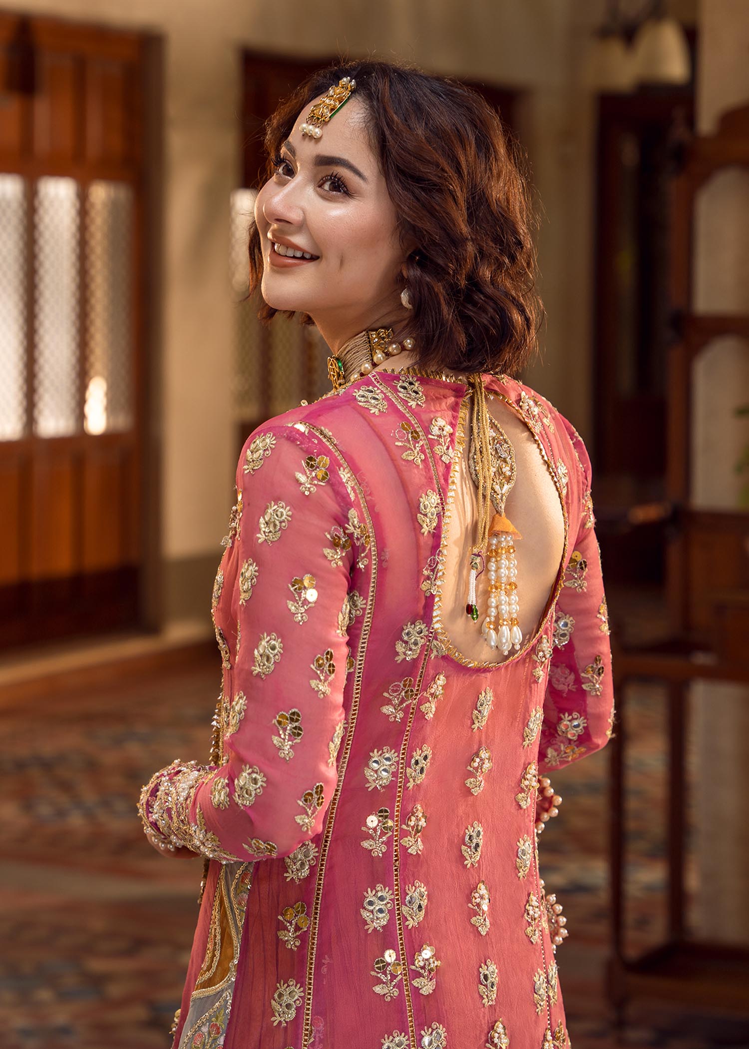 Crimson x Saira Shakira Wedding Collection`22 D#4