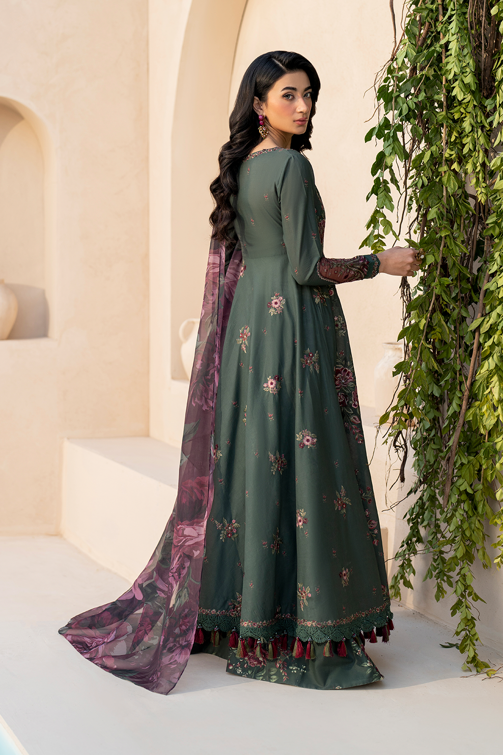 Iznik Festive Lawn Eid Edit'25 D#11