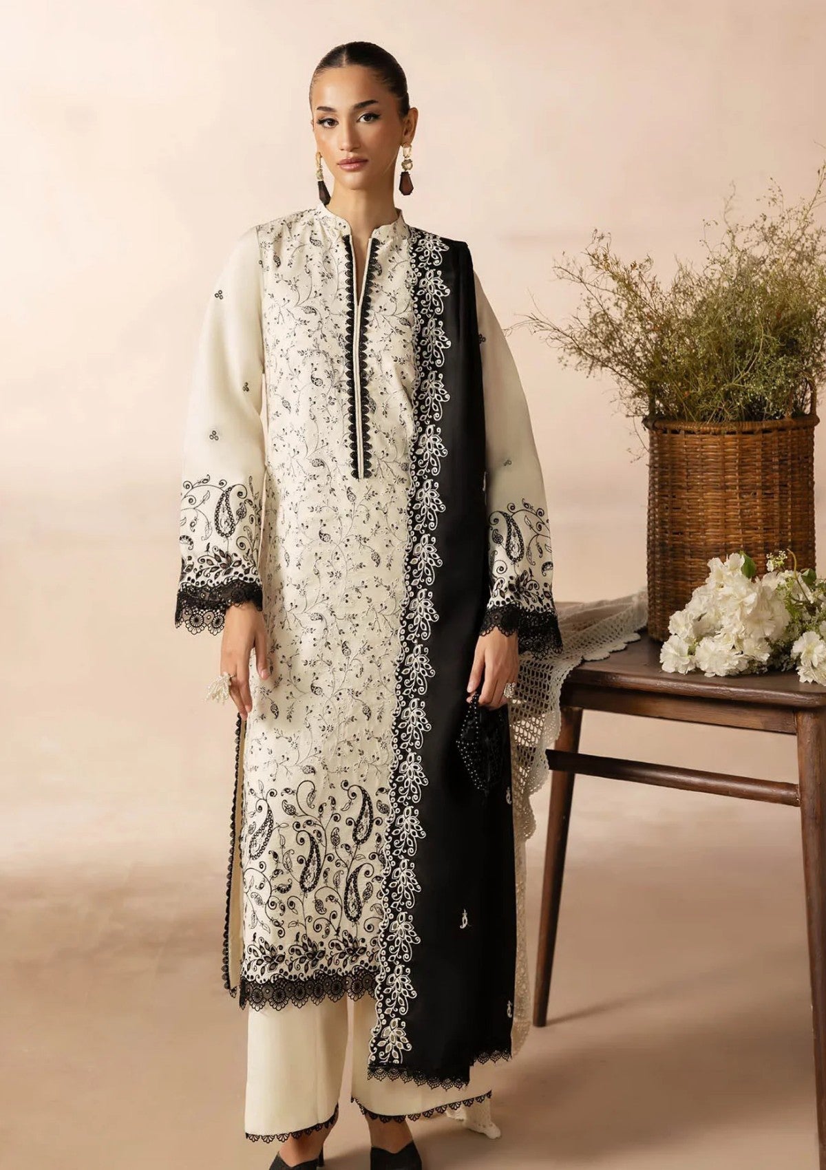 Raj Bari Sareen C/Kari Viscose`25 D#01