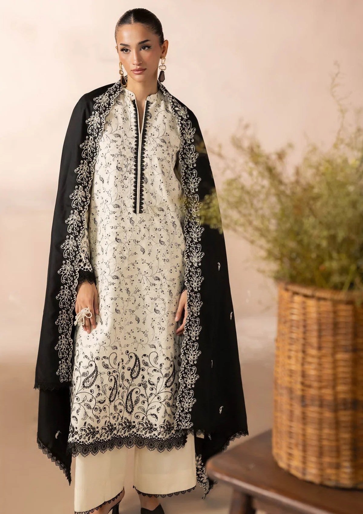 Raj Bari Sareen C/Kari Viscose`25 D#01