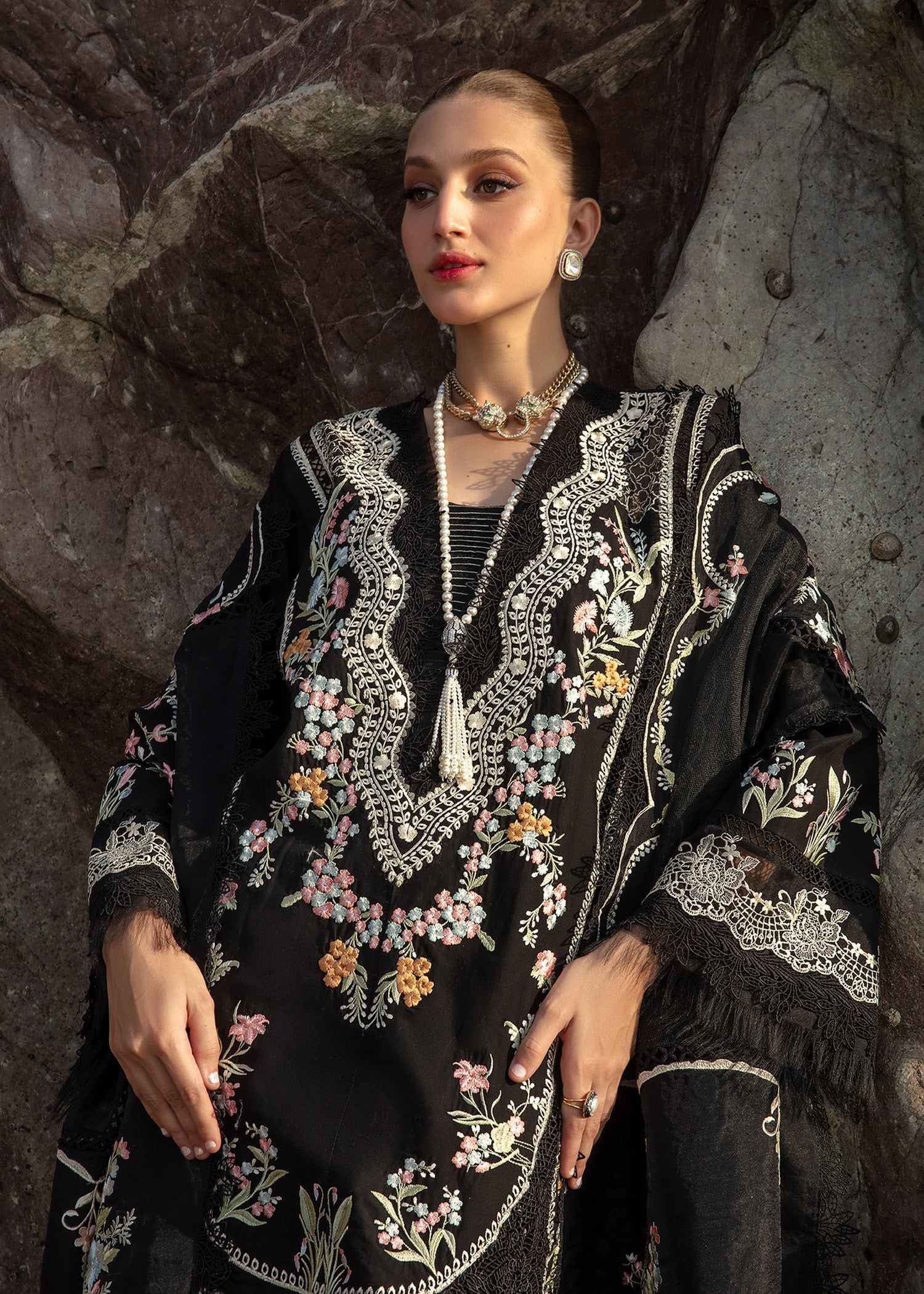 Saira Shakira By Crimson Lawn'24 D#1A