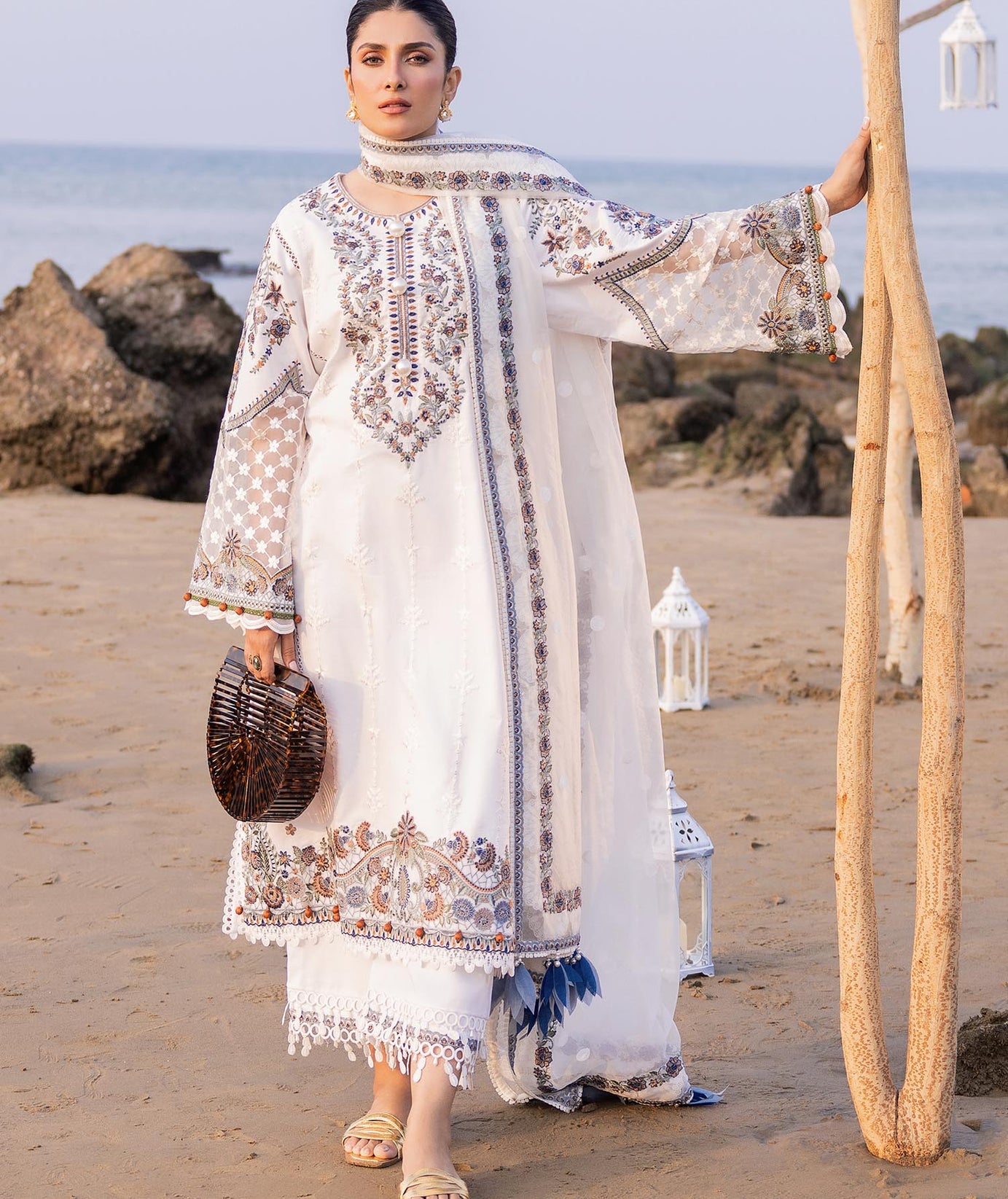 Siraa Emb Lawn'24 AMIRA(A)