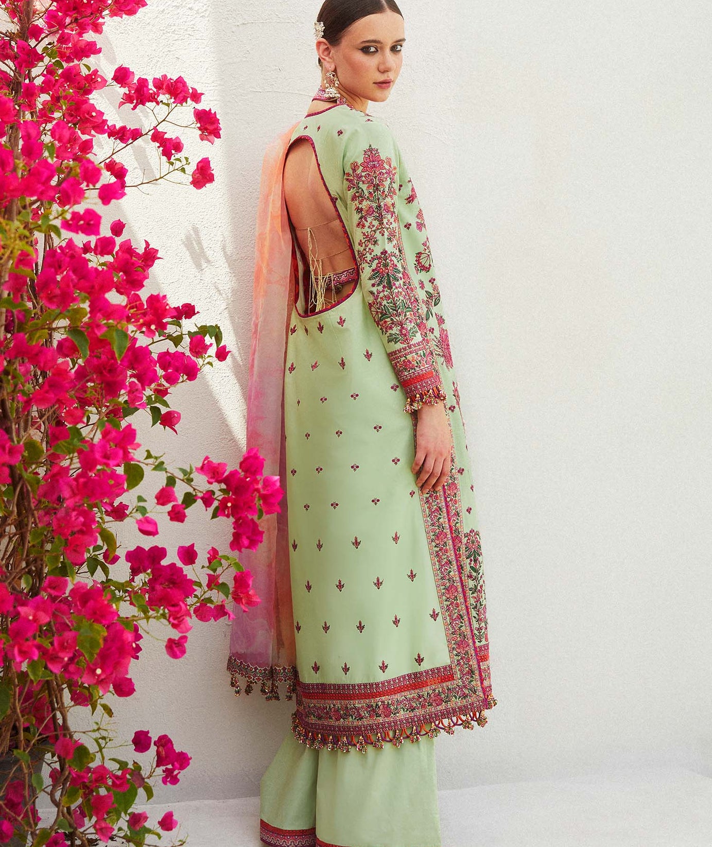 Hussain Rehar Eid Luxury Lawn SS/ 24 EIRA D#463