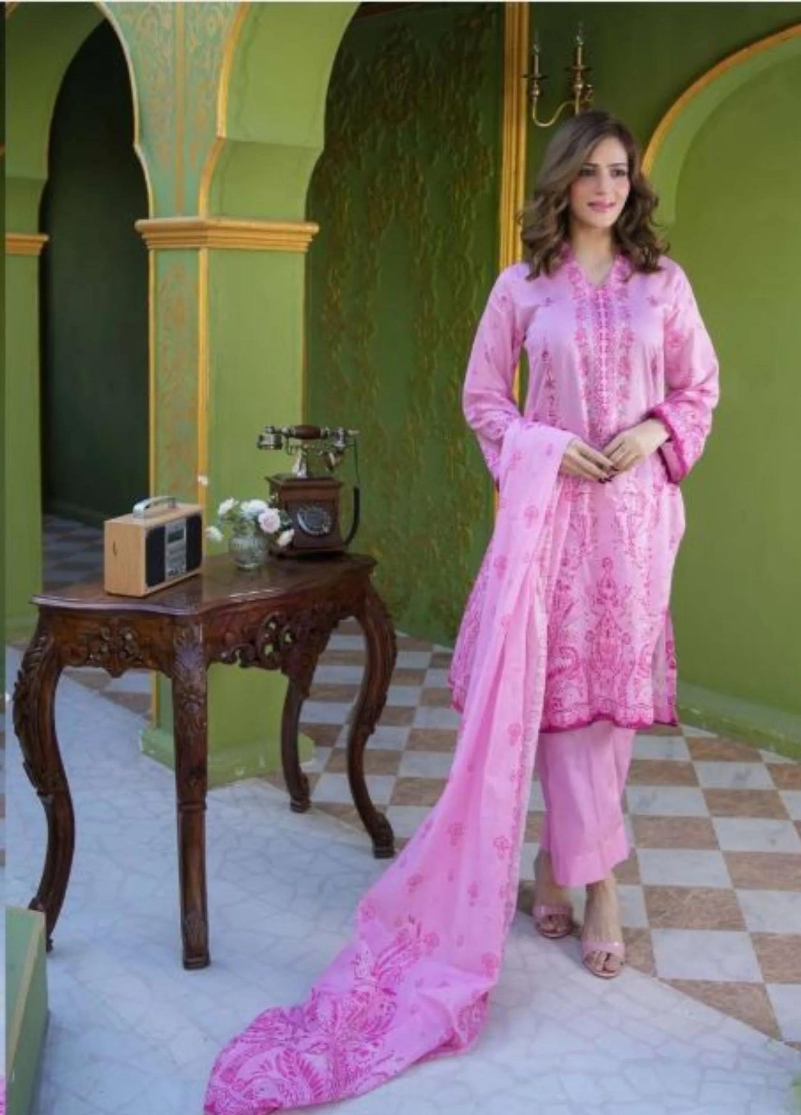 Mavi Coral Luxury Lawn'26 (Pink)