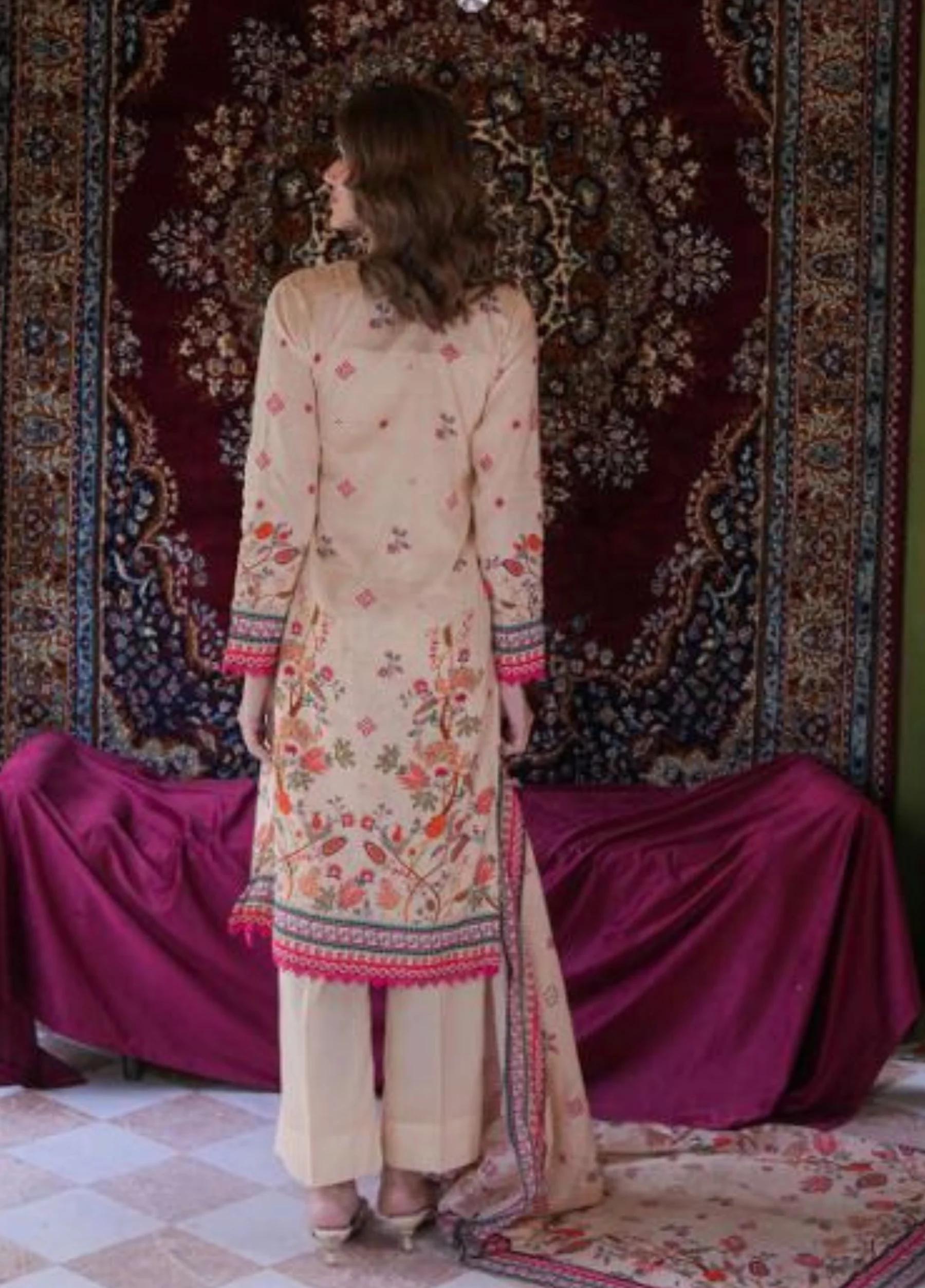 Mavi Coral Luxury Lawn'26 (L Golden)