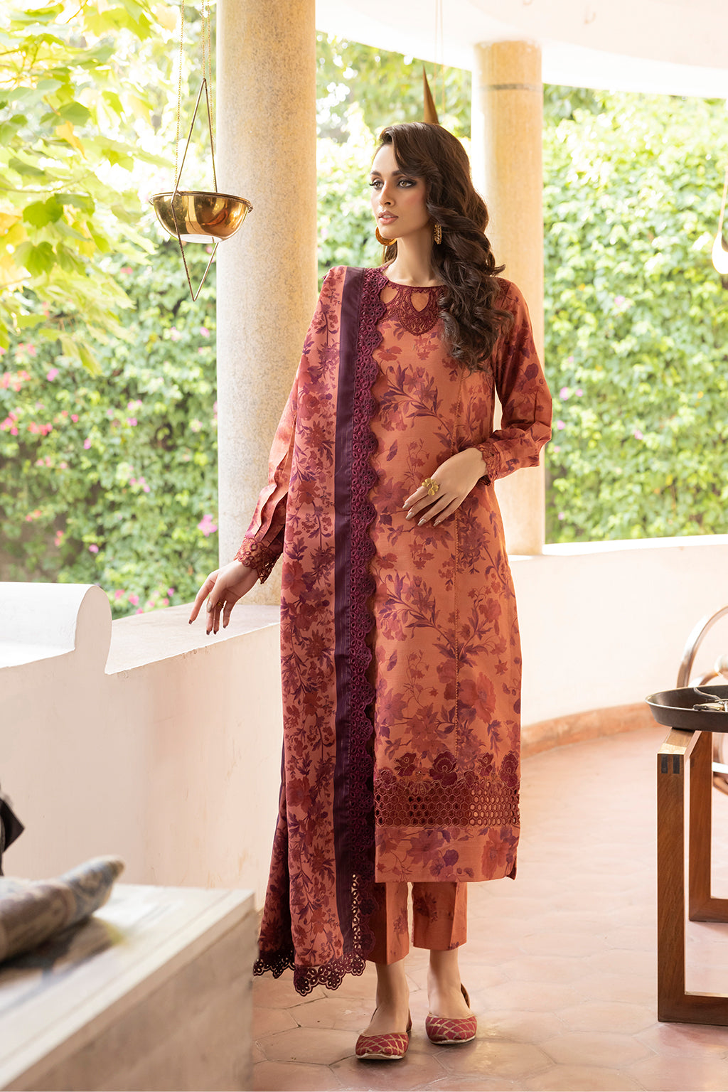 Iznik Jahan-Ara Winter Unstitched`23 IJK-09 NASIM