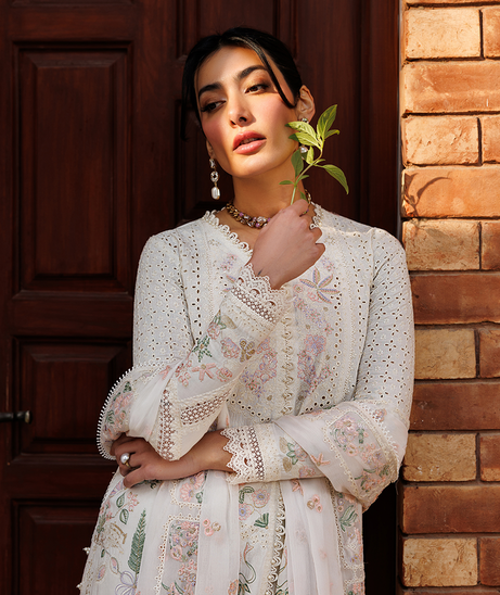 Emaan Adeel Mirabelle Lawn`26 (SERAPH)