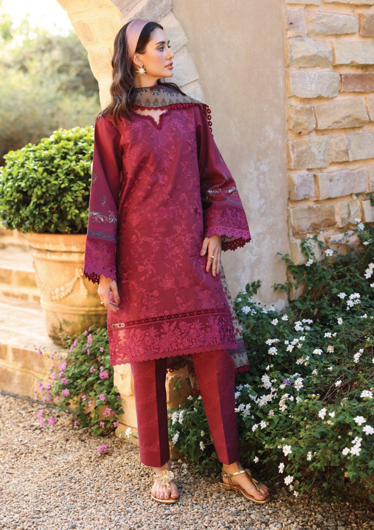 Naqsh Ayleen Lawn`26 GULRANG