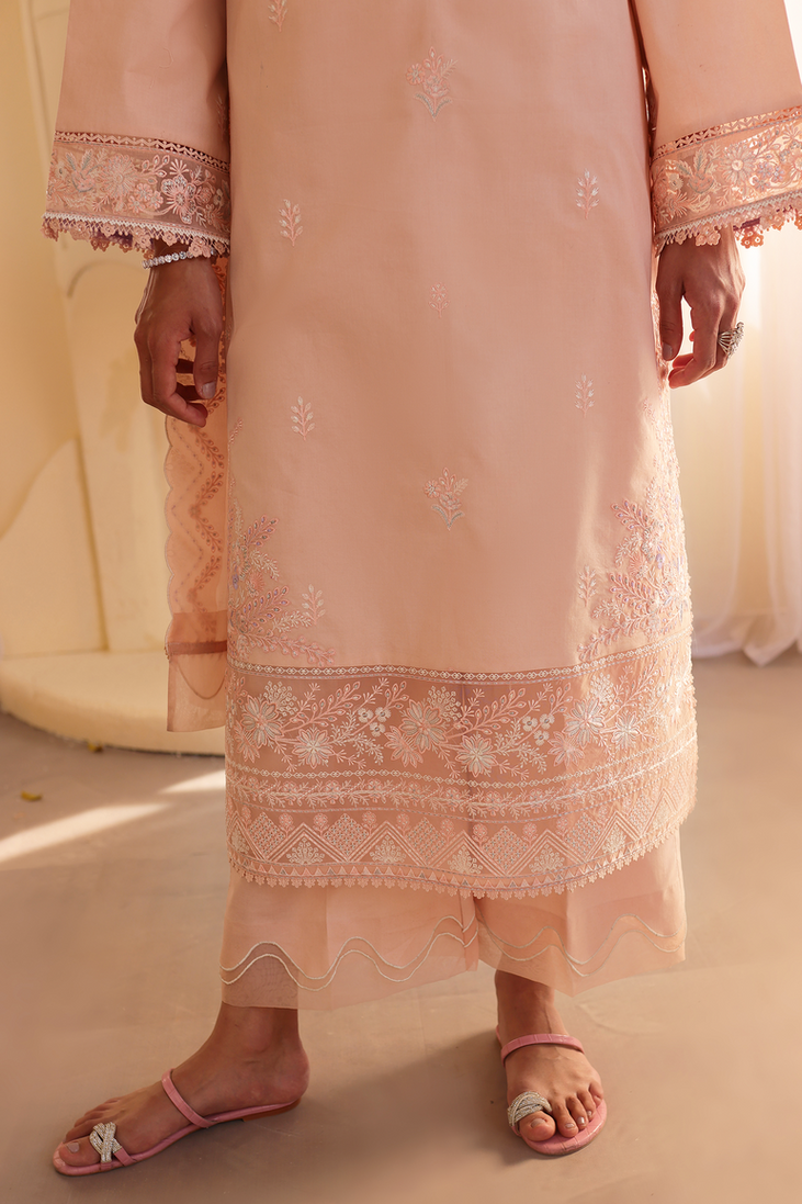 Seran Nayaab Eid Lawn'25 D#04