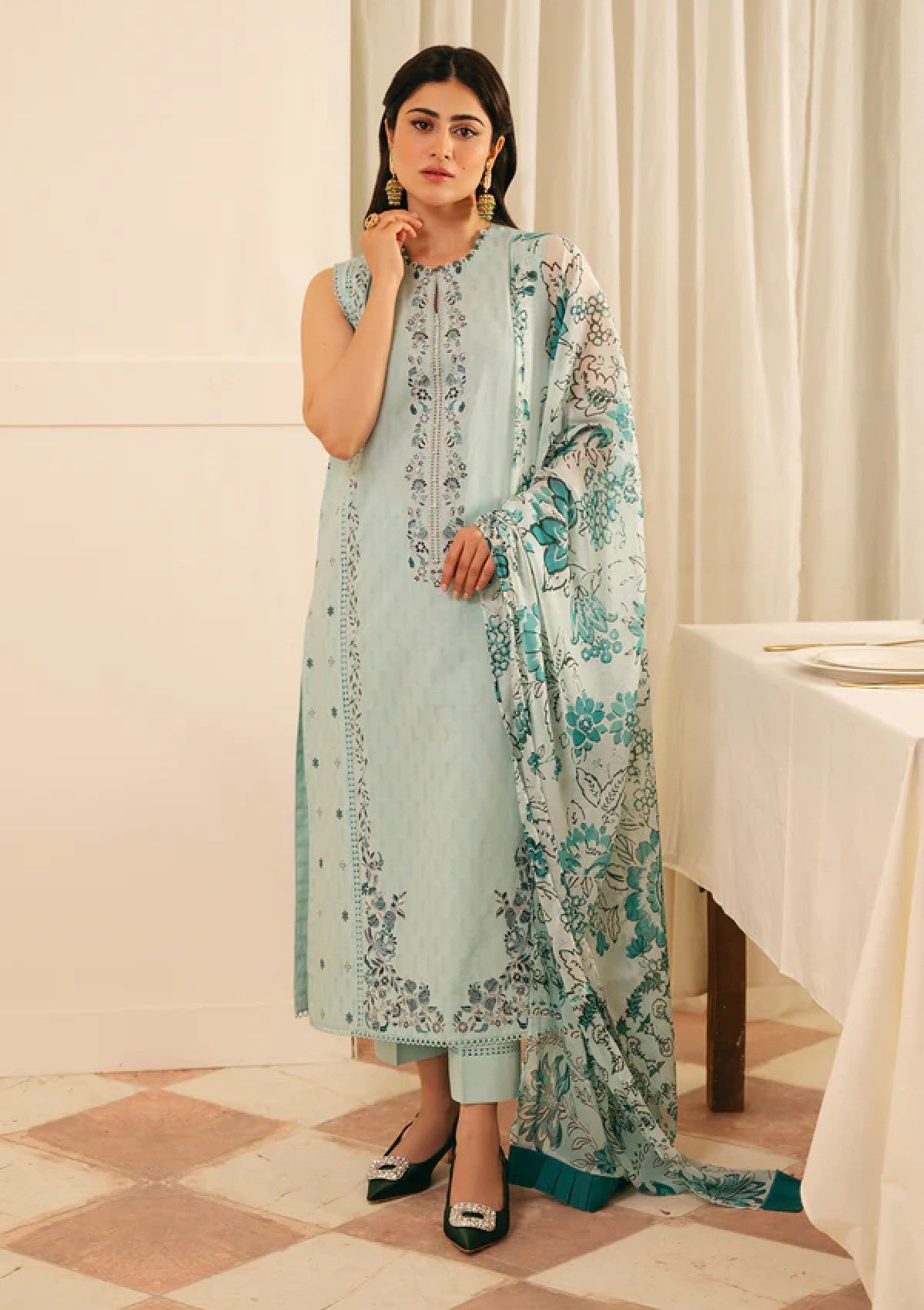 Sahar Jacquard Emb Lawn`25 FL#04