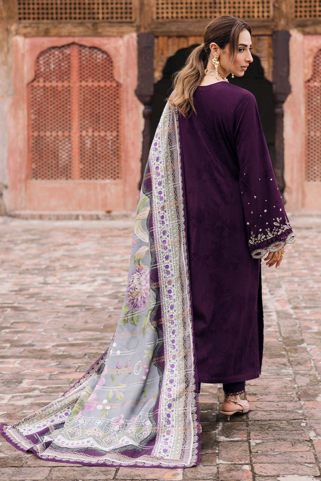 RA Nureh Emb S/Linen`25 NW#104