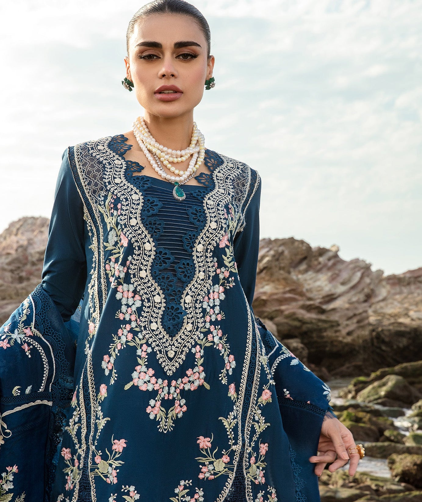 Saira Shakira By Crimson Lawn'24 D#1B
