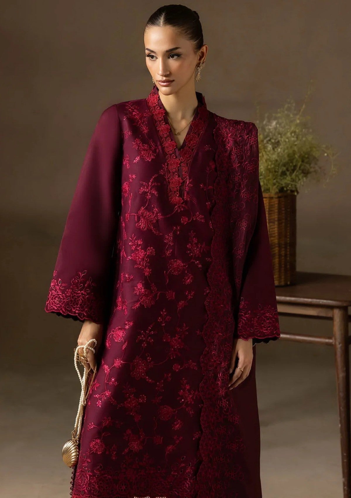 Raj Bari Sareen C/Kari Viscose`25 D#04