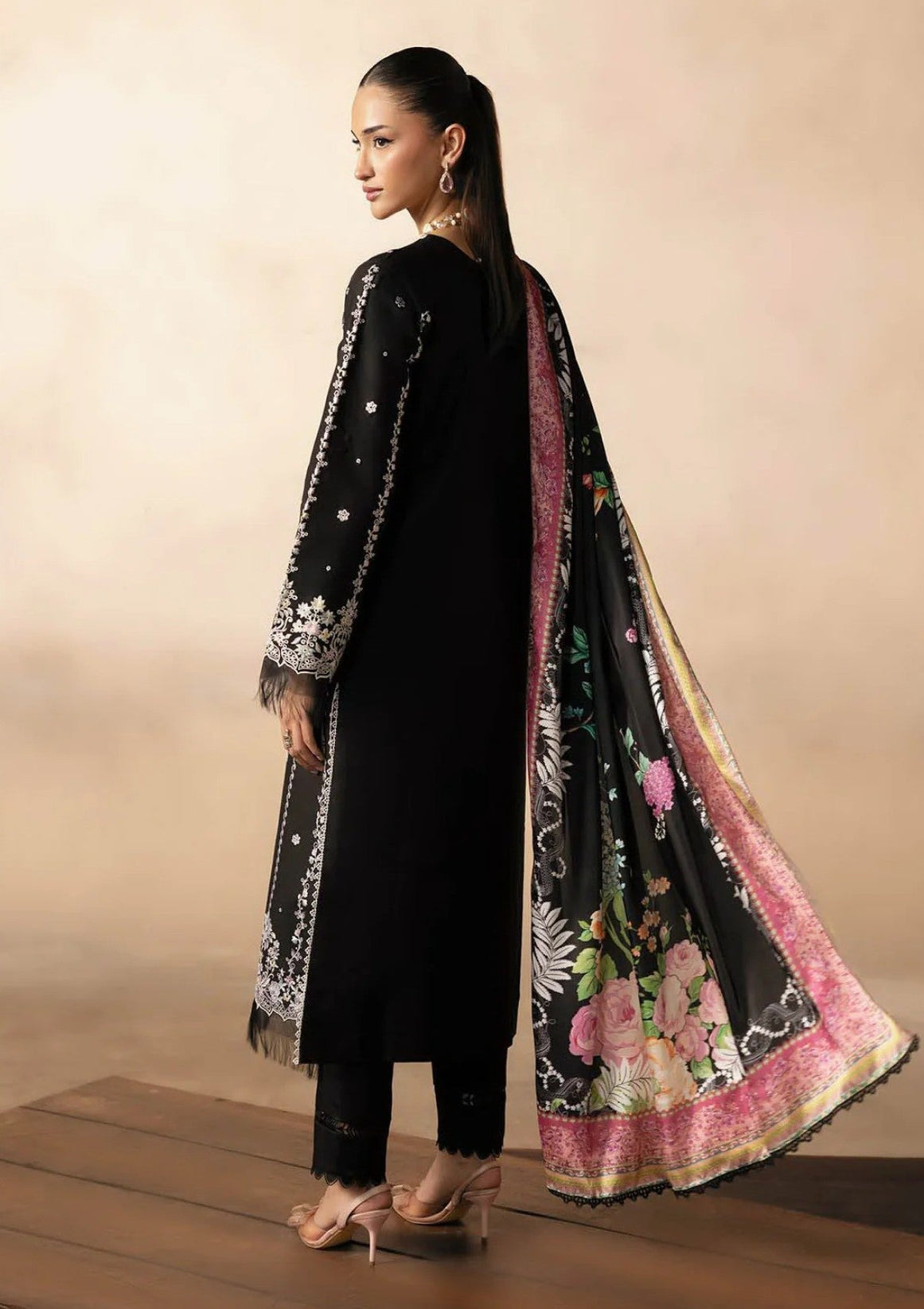 Raj Bari Sareen C/Kari Viscose`25 D#05