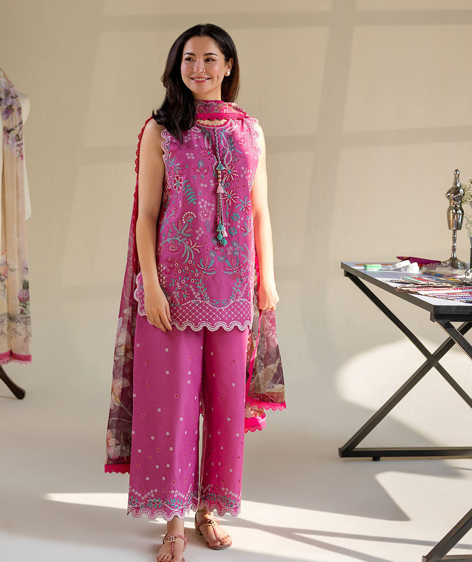 Sobia Nazir Vital'26 D#7B