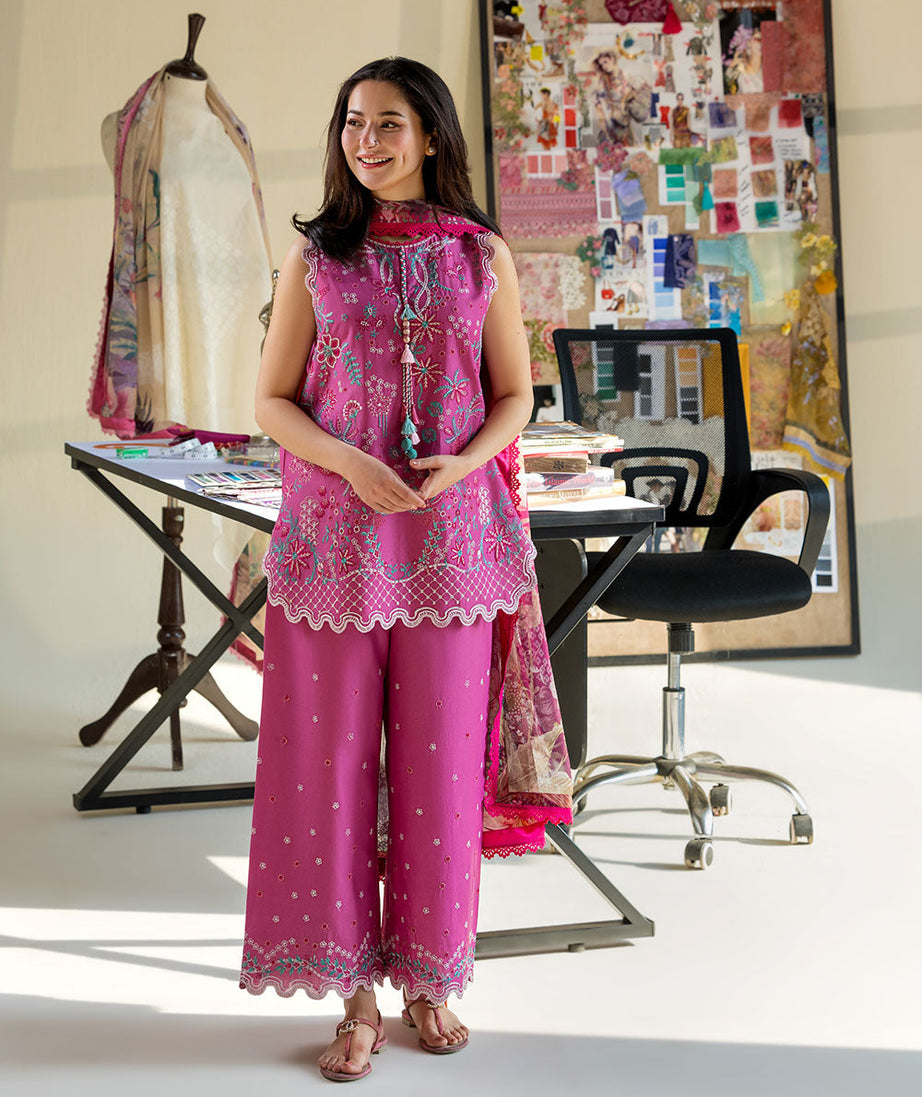 Sobia Nazir Vital'26 D#7B