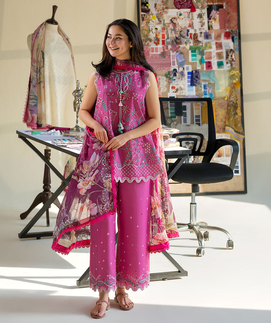 Sobia Nazir Vital'26 D#7B