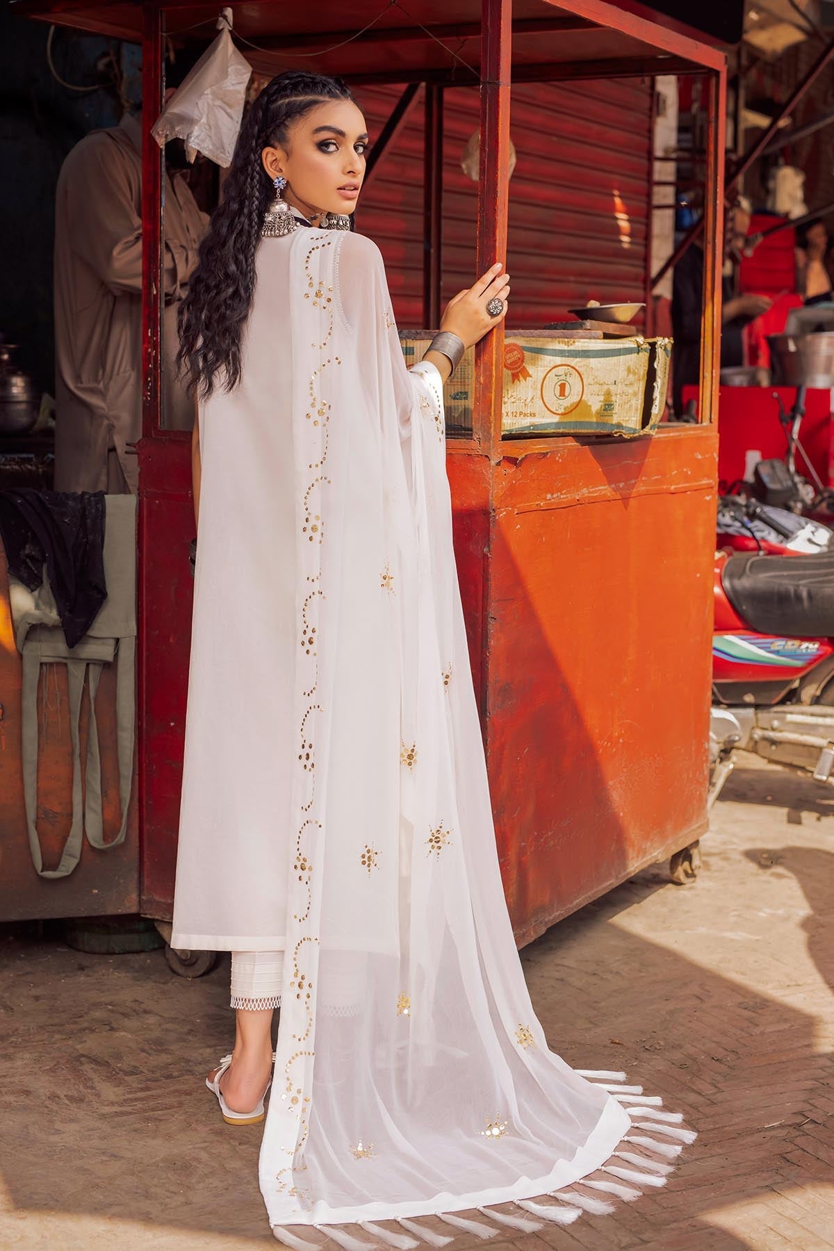 RA Nureh Bazar Festive Lawn'22 Vol-4 D#43
