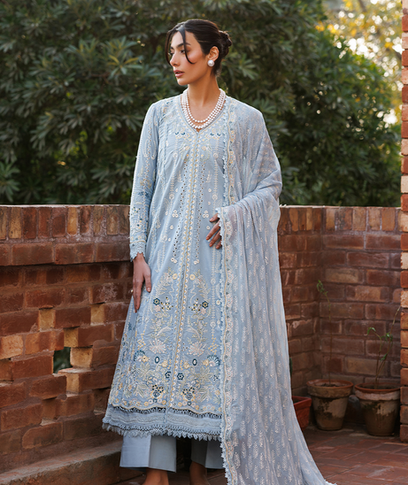 Emaan Adeel Mirabelle Lawn`26 (BLISSFUL DREAMS)