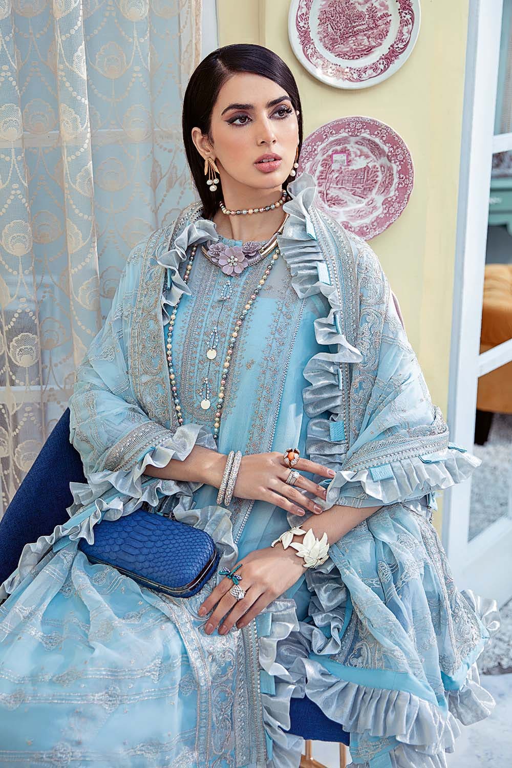 Gul Ahmed Emb Lawn'21 LE-28