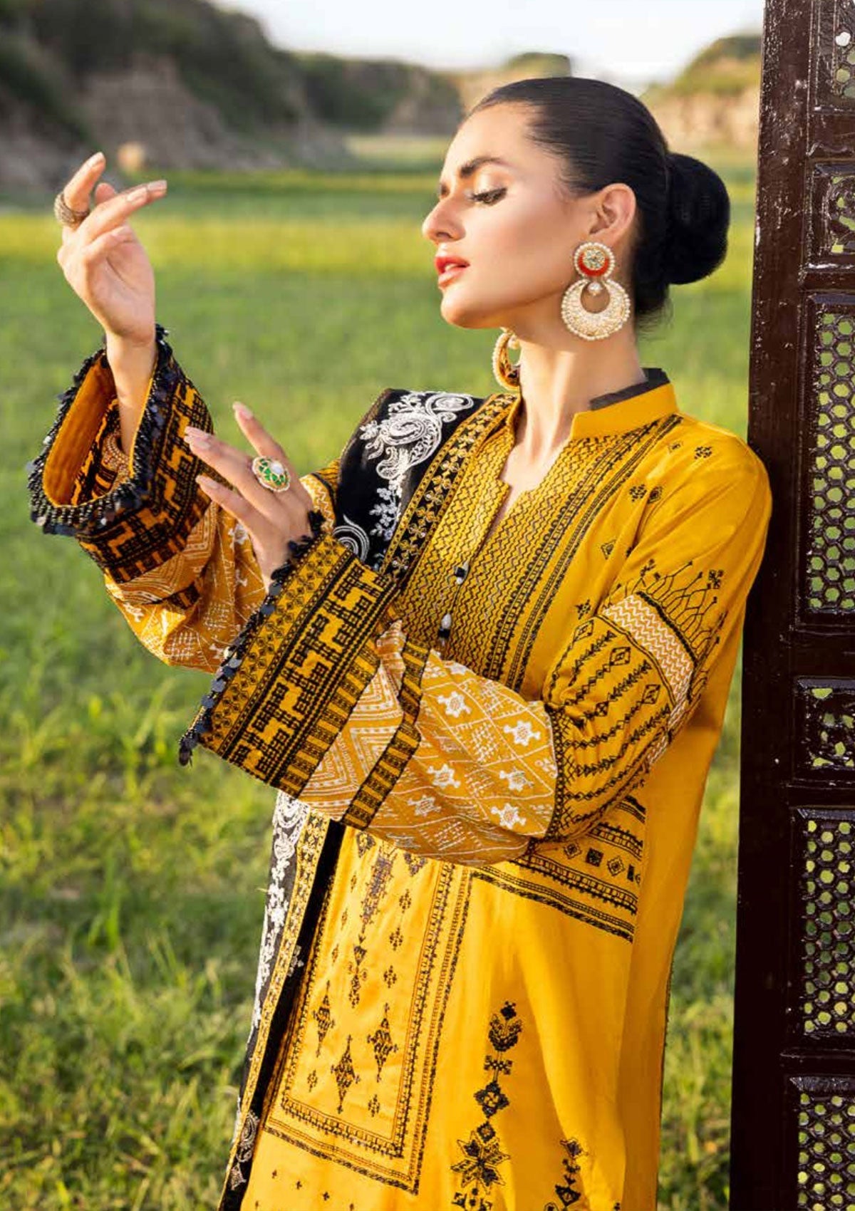 Muscari Emb Cotton Satin`22 D#107