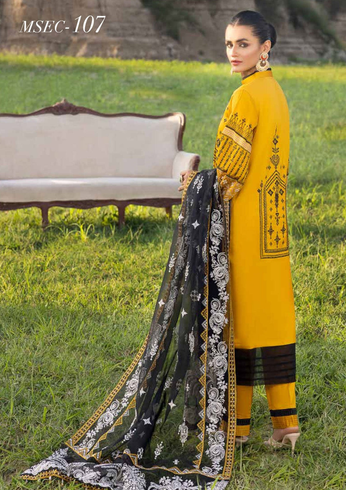 Muscari Emb Cotton Satin`22 D#107