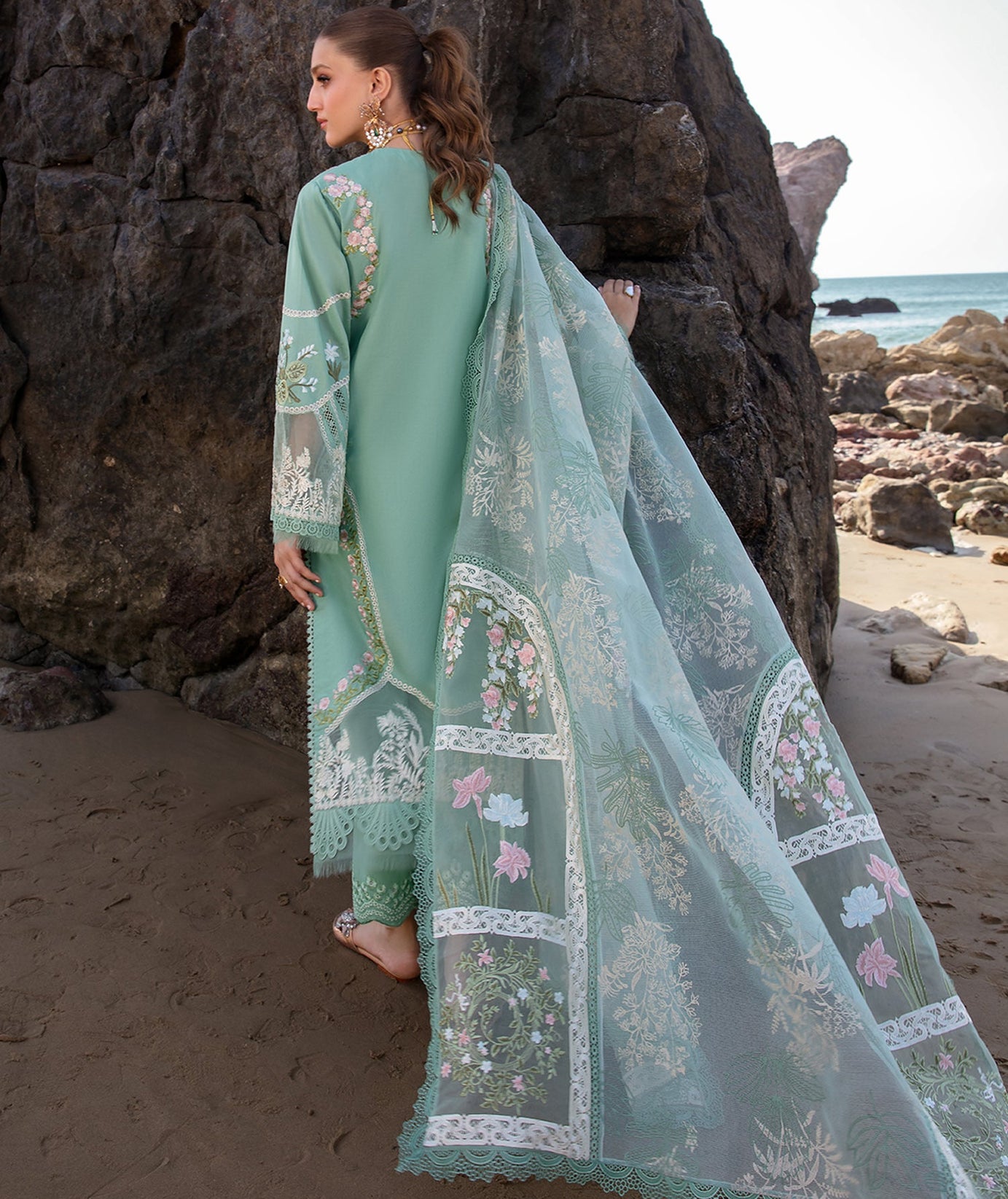 Saira Shakira By Crimson Lawn'24 D#6A