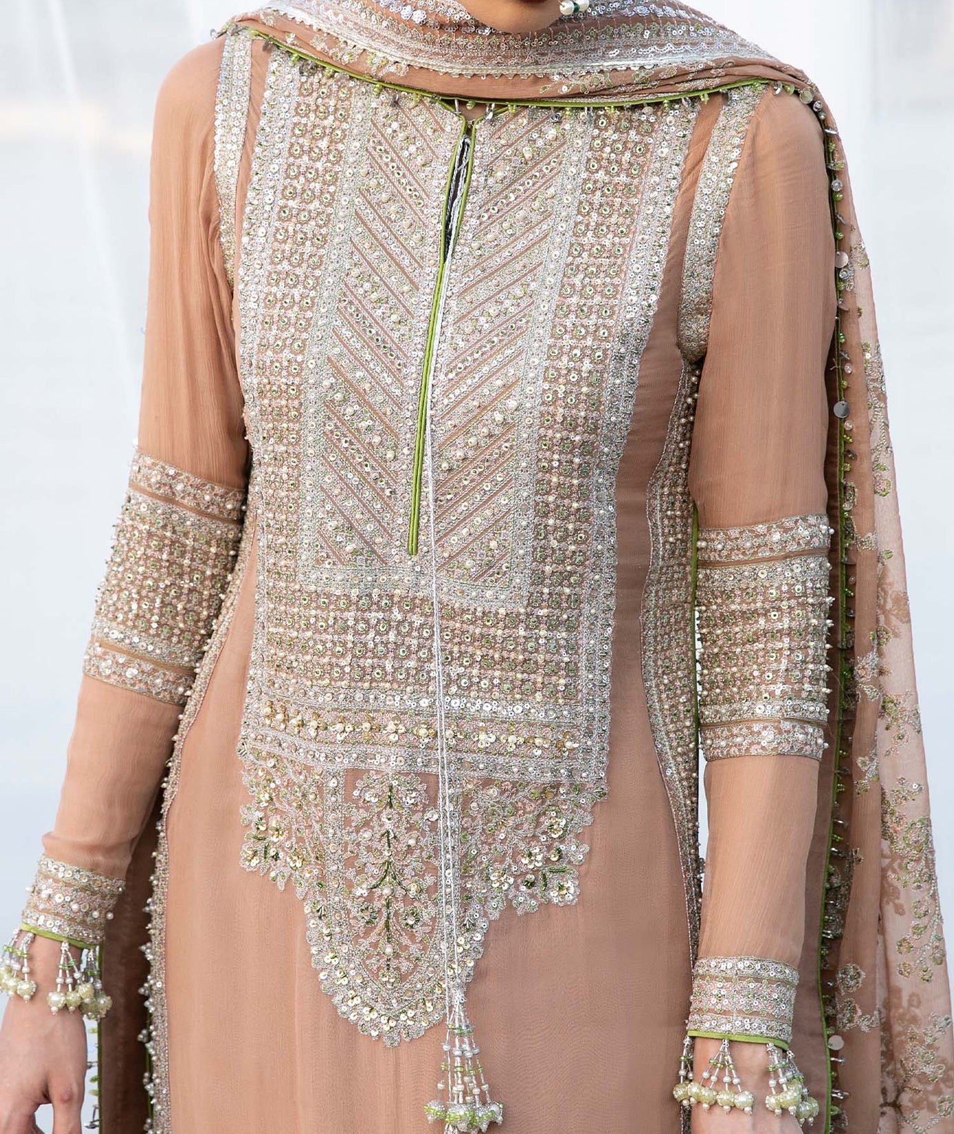 Hussain Rehar Paar Chiffon'22 D#215 (AABROO)