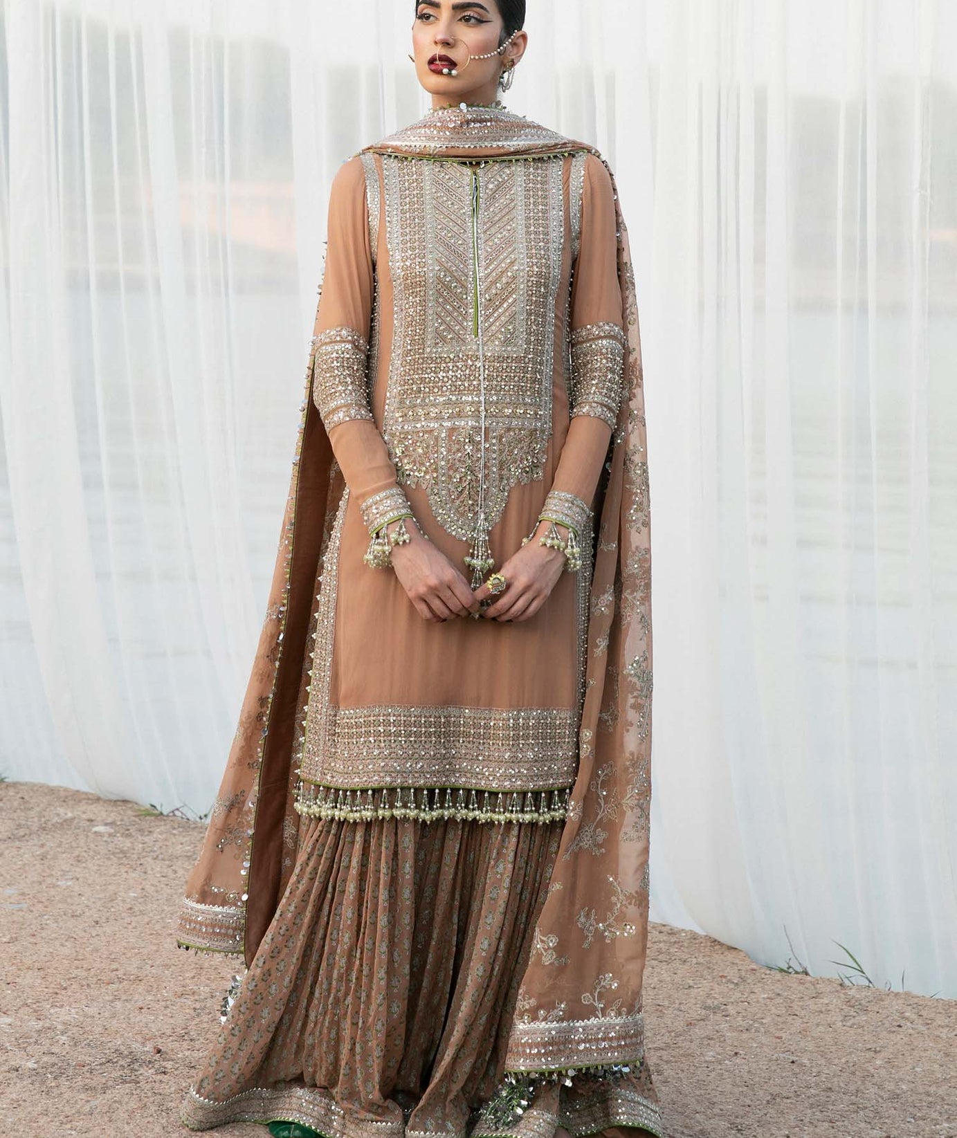 Hussain Rehar Paar Chiffon'22 D#215 (AABROO)