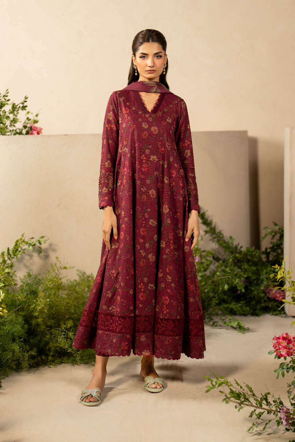 Iznik Festive Lawn Eid Edit'25 D#10