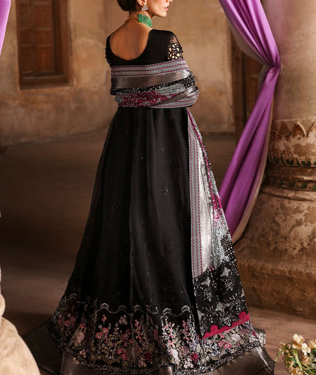 RA Nureh Jhoomro L/Formal'24 NL#73