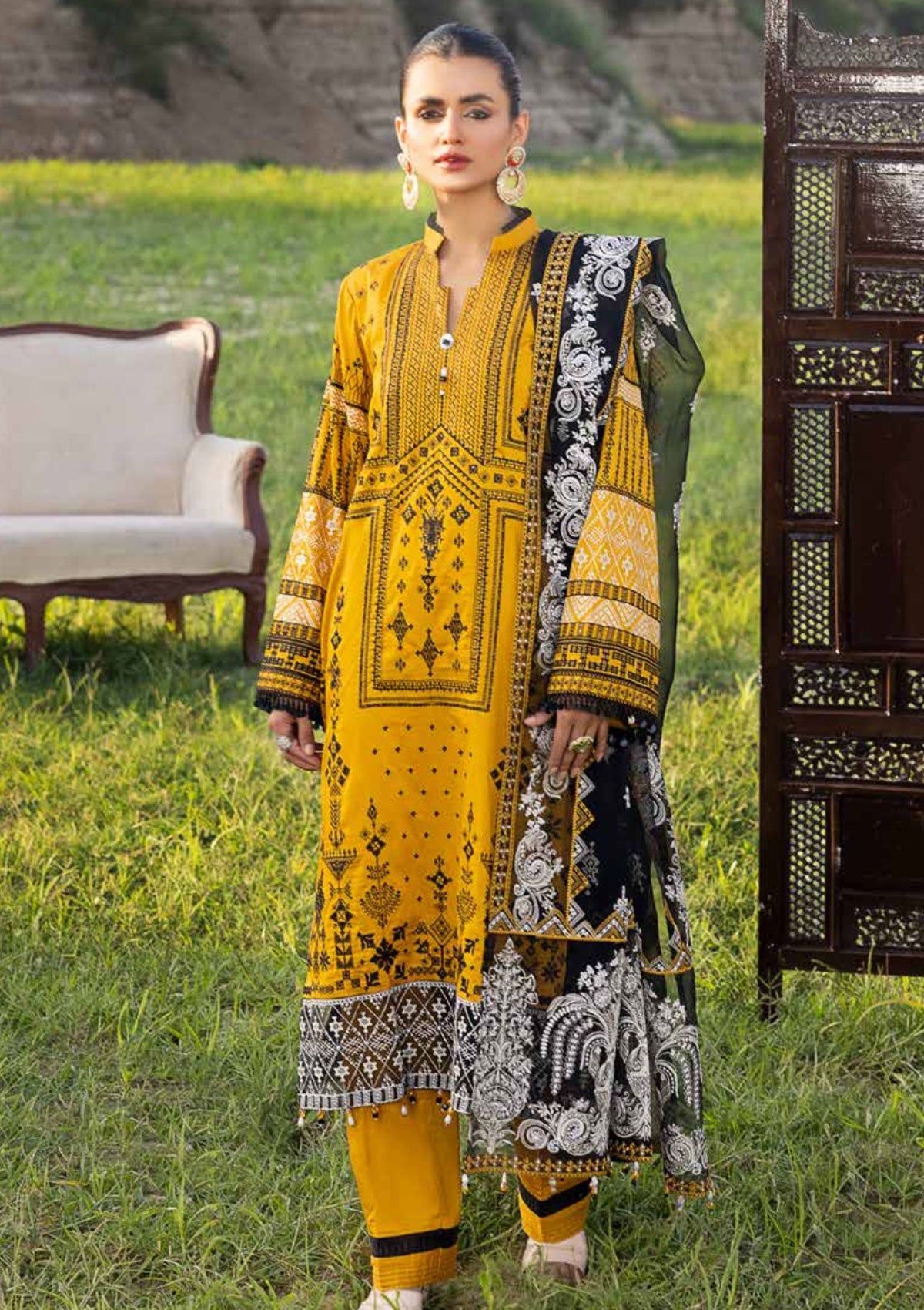 Muscari Emb Cotton Satin`22 D#107