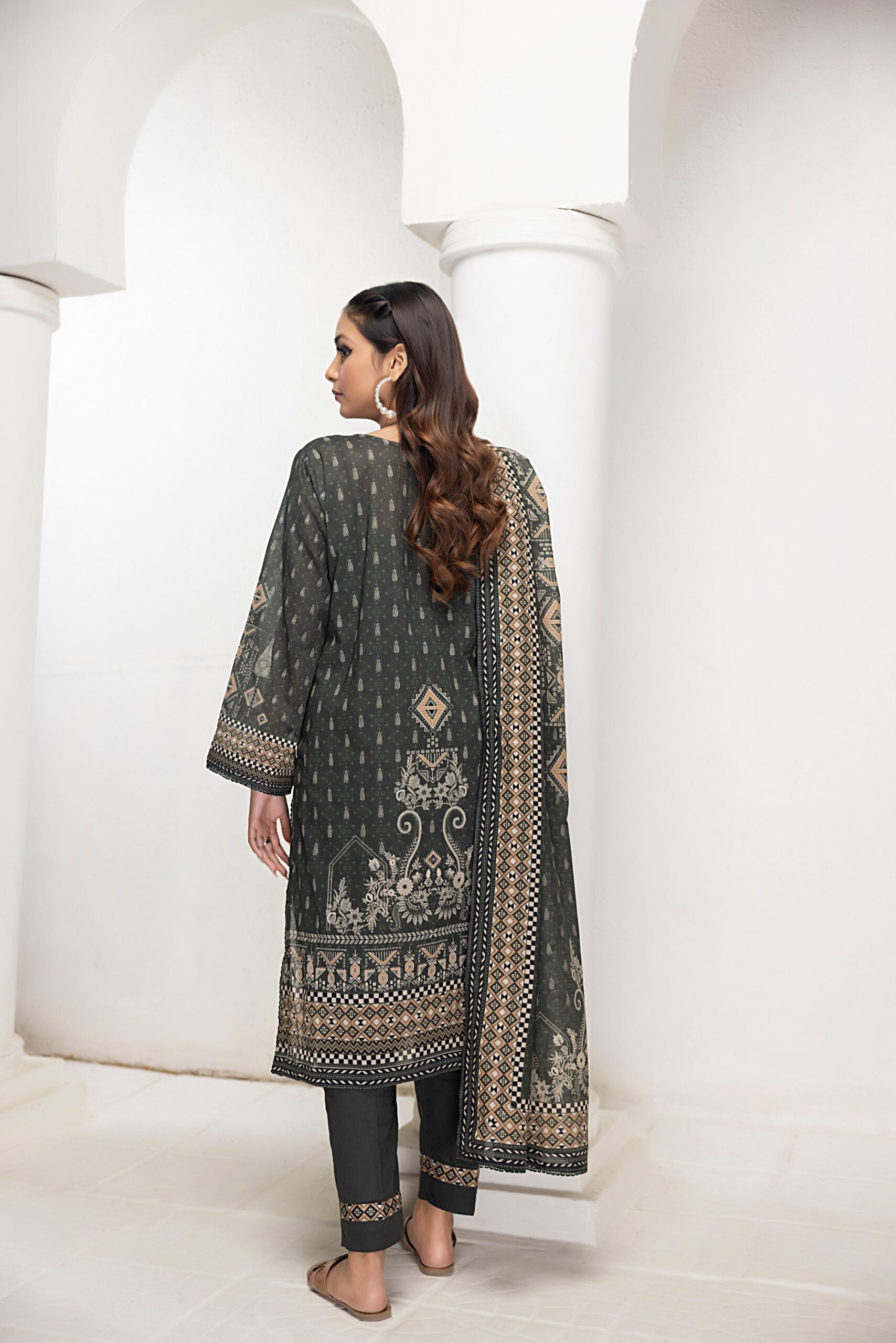 Regalia Salina Lawn`24 (Vol-4) D#08