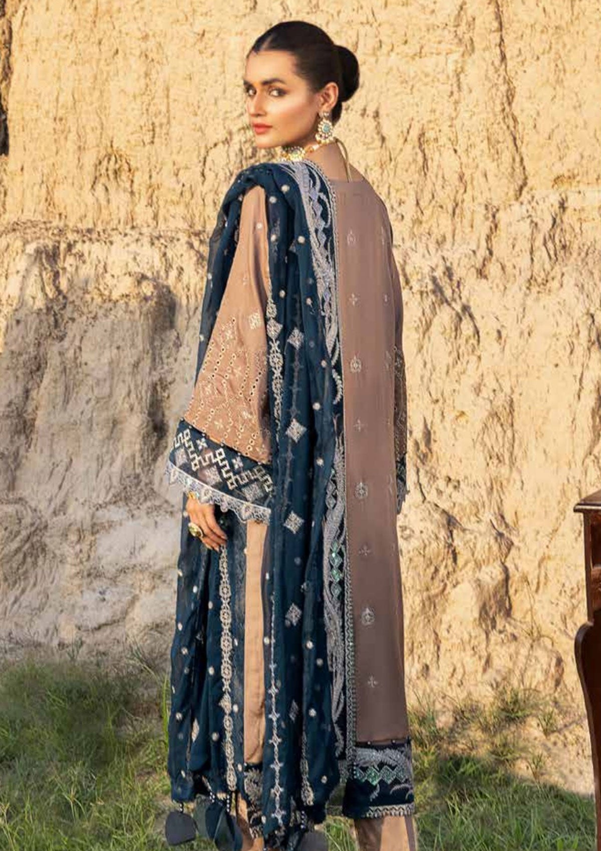 Muscari Emb Cotton Satin`22 D#108