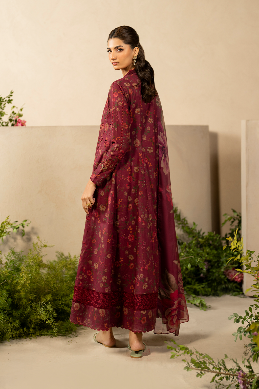 Iznik Festive Lawn Eid Edit'25 D#10