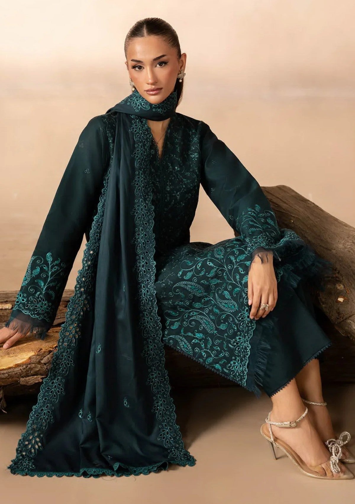 Raj Bari Sareen C/Kari Viscose`25 D#08