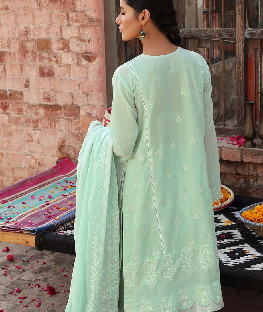 Gul Ahmed Emb Lawn'21 FS-48