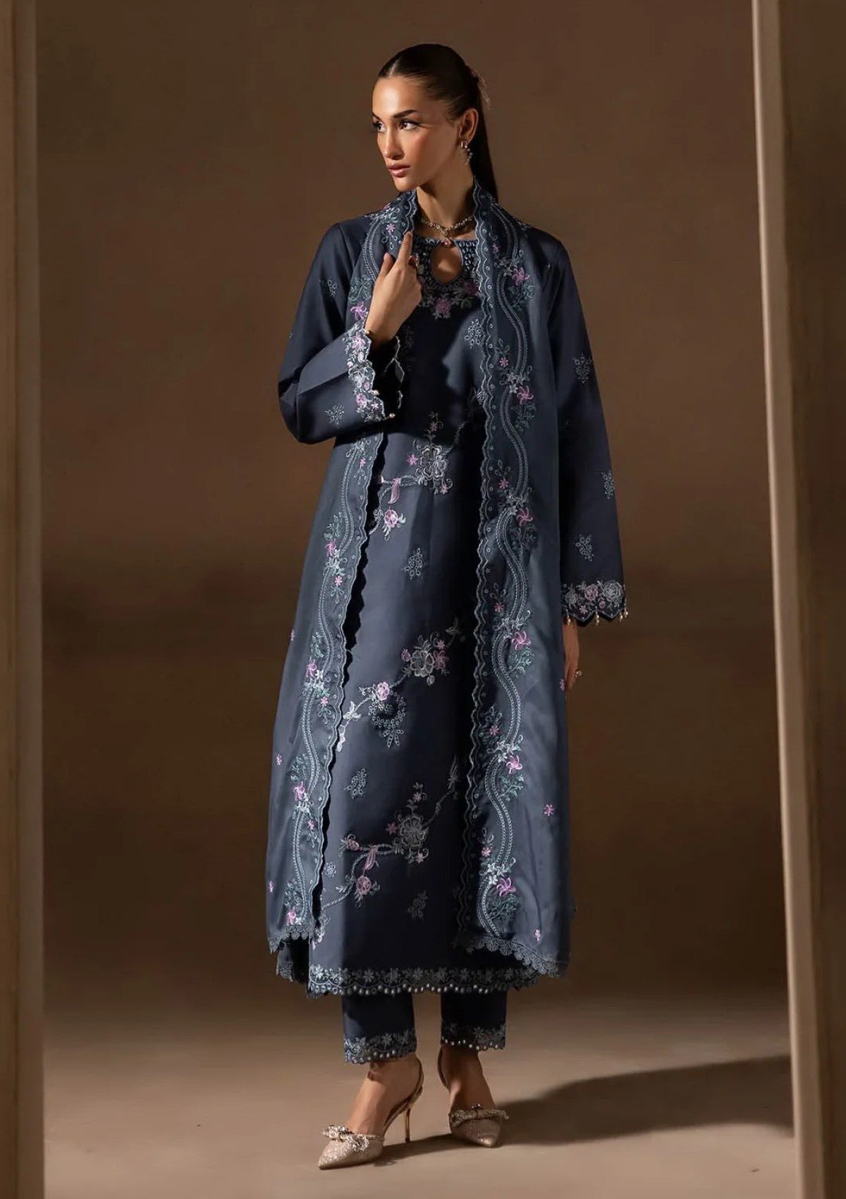 Raj Bari Sareen C/Kari Viscose`25 D#09