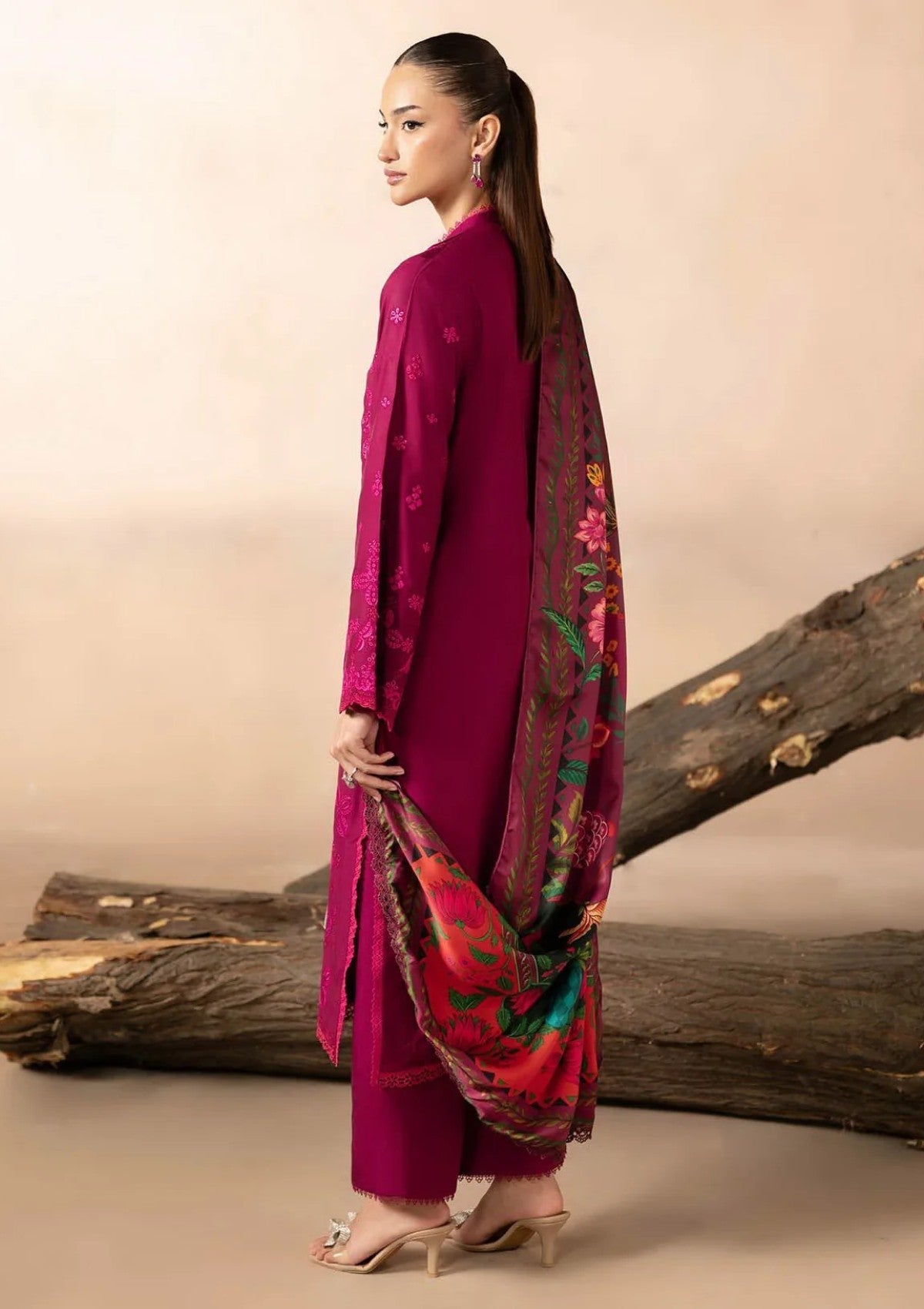 Raj Bari Sareen C/Kari Viscose`25 D#10