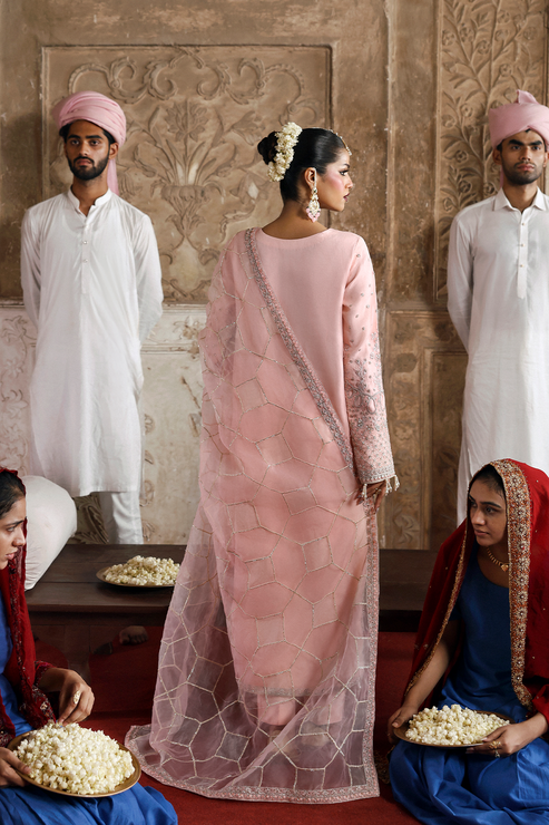 Eman Adeel Romansiyyah Luxury Formal`25 GULSHEEN