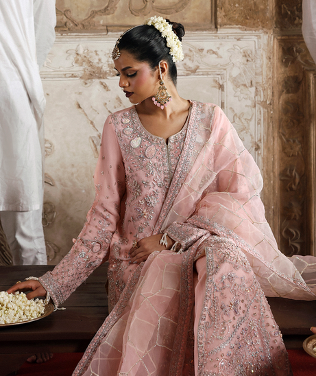 Eman Adeel Romansiyyah Luxury Formal`25 GULSHEEN