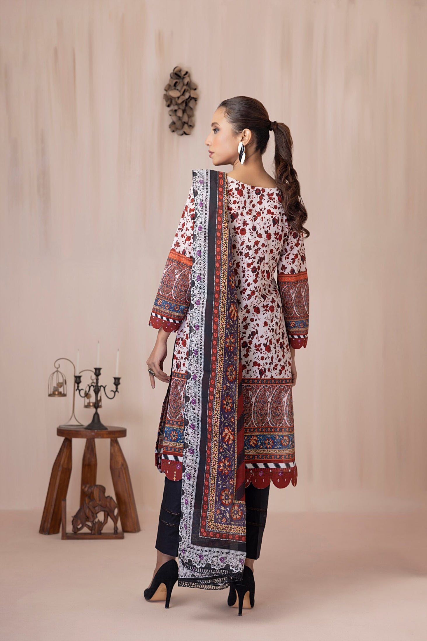 Salina Print Lawn`23 (Vol-3) D#09