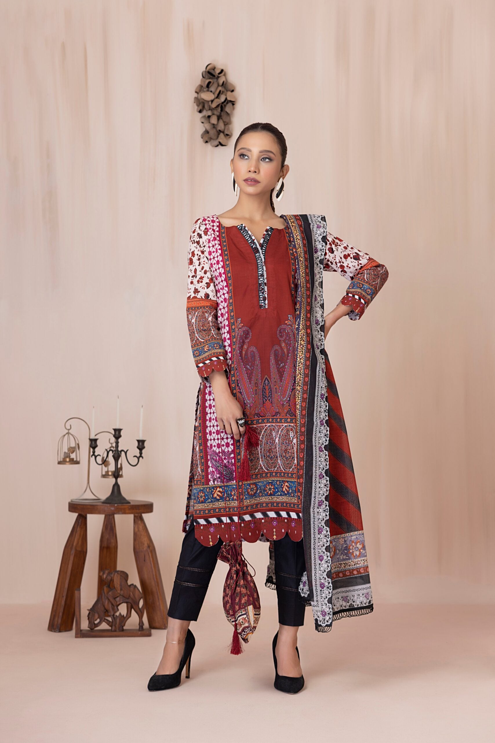 Salina Print Lawn`23 (Vol-3) D#09