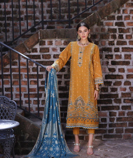 Luxury Winter Shawl By Noor by Sadia Asad D# 04